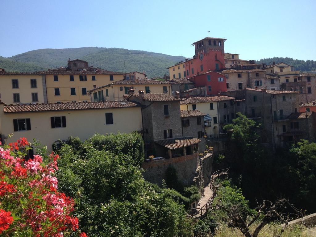 Hotel Le 3 Fonti Loro Ciuffenna Esterno foto